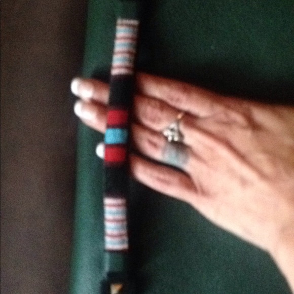 Valentino green leather clutch w rock studded - Picture 5 of 5